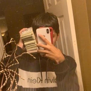 Meet your Posher, Devin